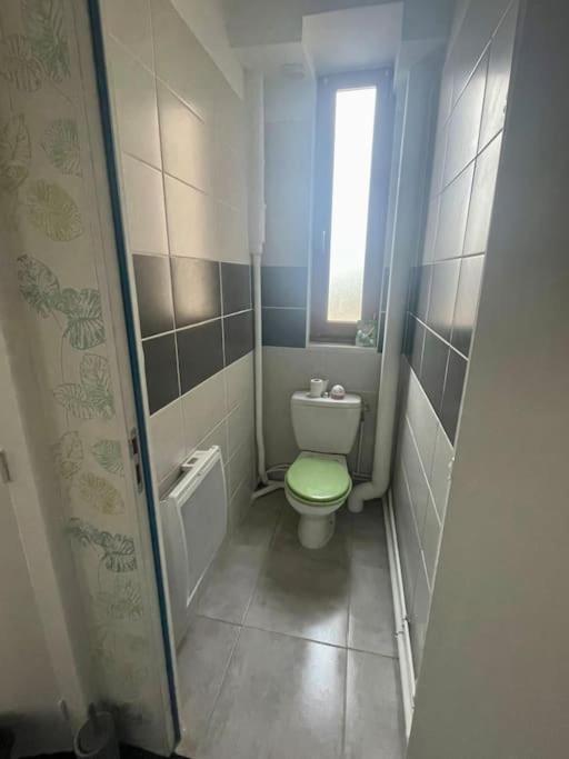 Appartement Idealement Situe Charleville-Mezieres Exterior photo
